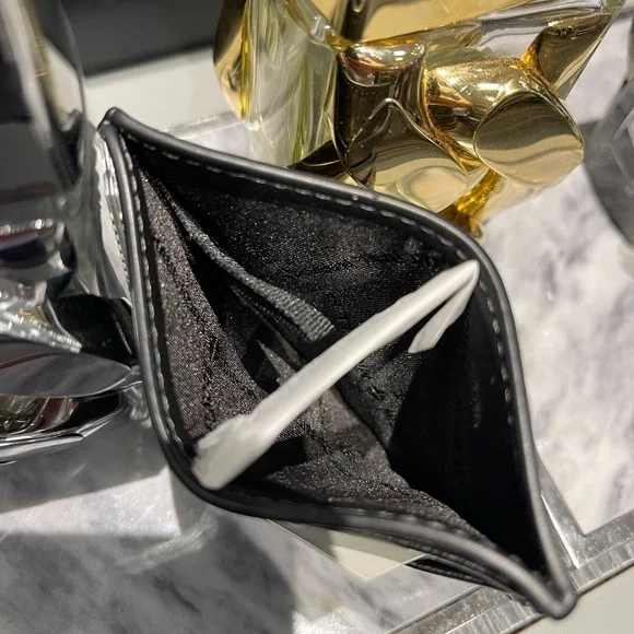 MICHAEL KORS Cyrus Burnished Tall Card Case
Chocolate Brown 
NWT - Picture 7 of 16